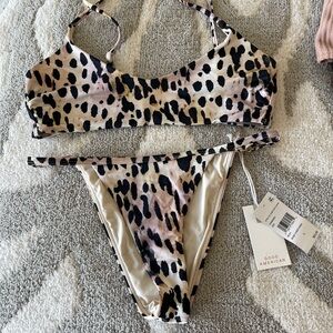 Good American Swimsuit